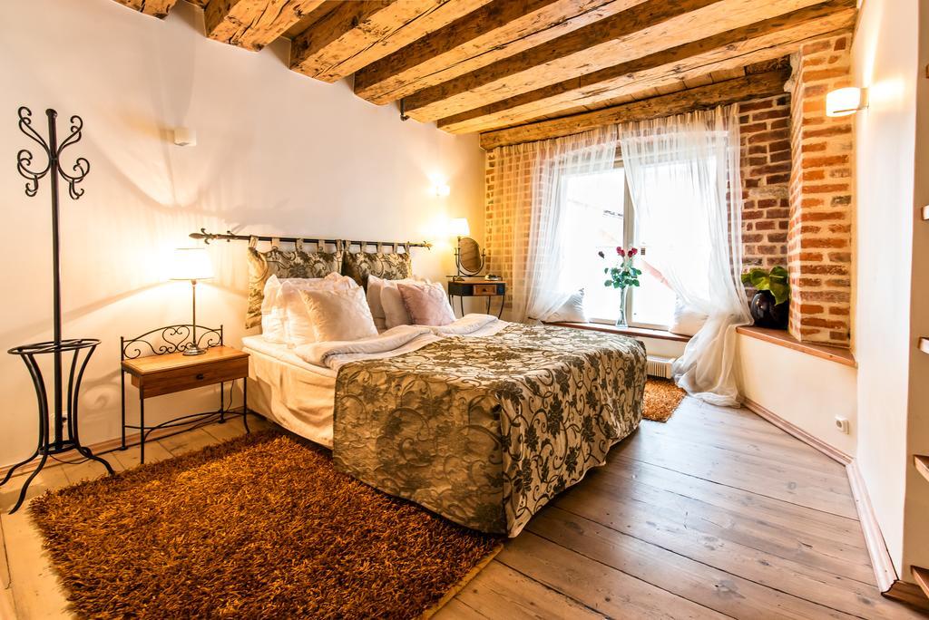 Oldhouse Apartments - Tallinn Old Town Kültér fotó